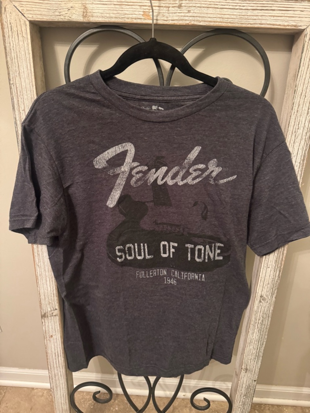 Fender Soul Of Tone Guitar Graphic T Shirt Gray Medium Licensed‎ Logo